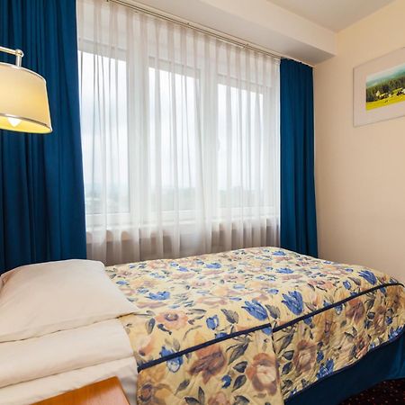 Hotel Beskid Nowy Sacz Phòng bức ảnh