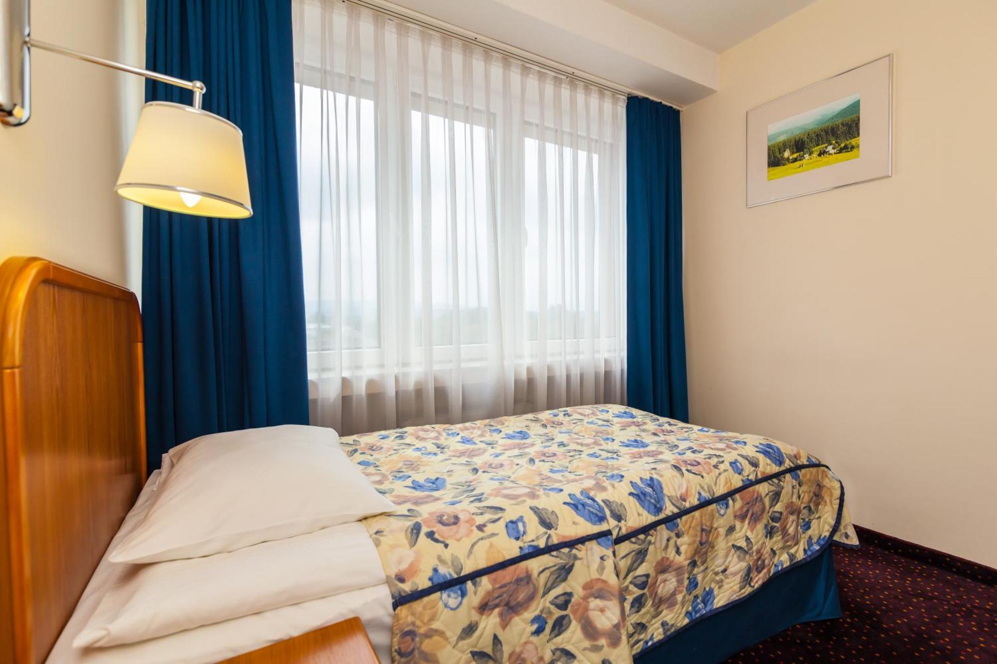 Hotel Beskid Nowy Sacz Phòng bức ảnh